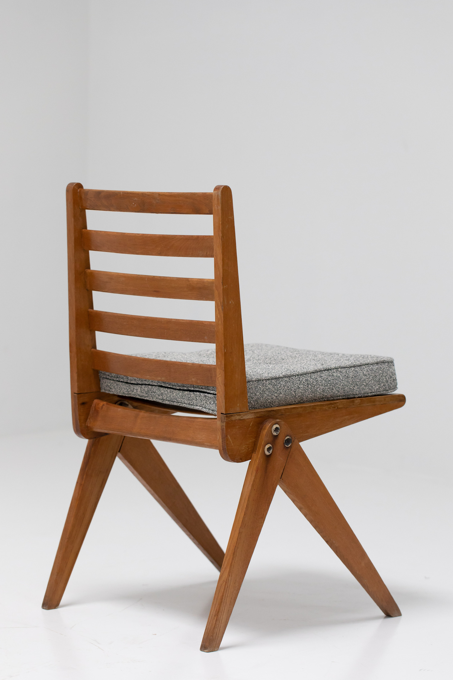 Pierre Jeanneret chairs 